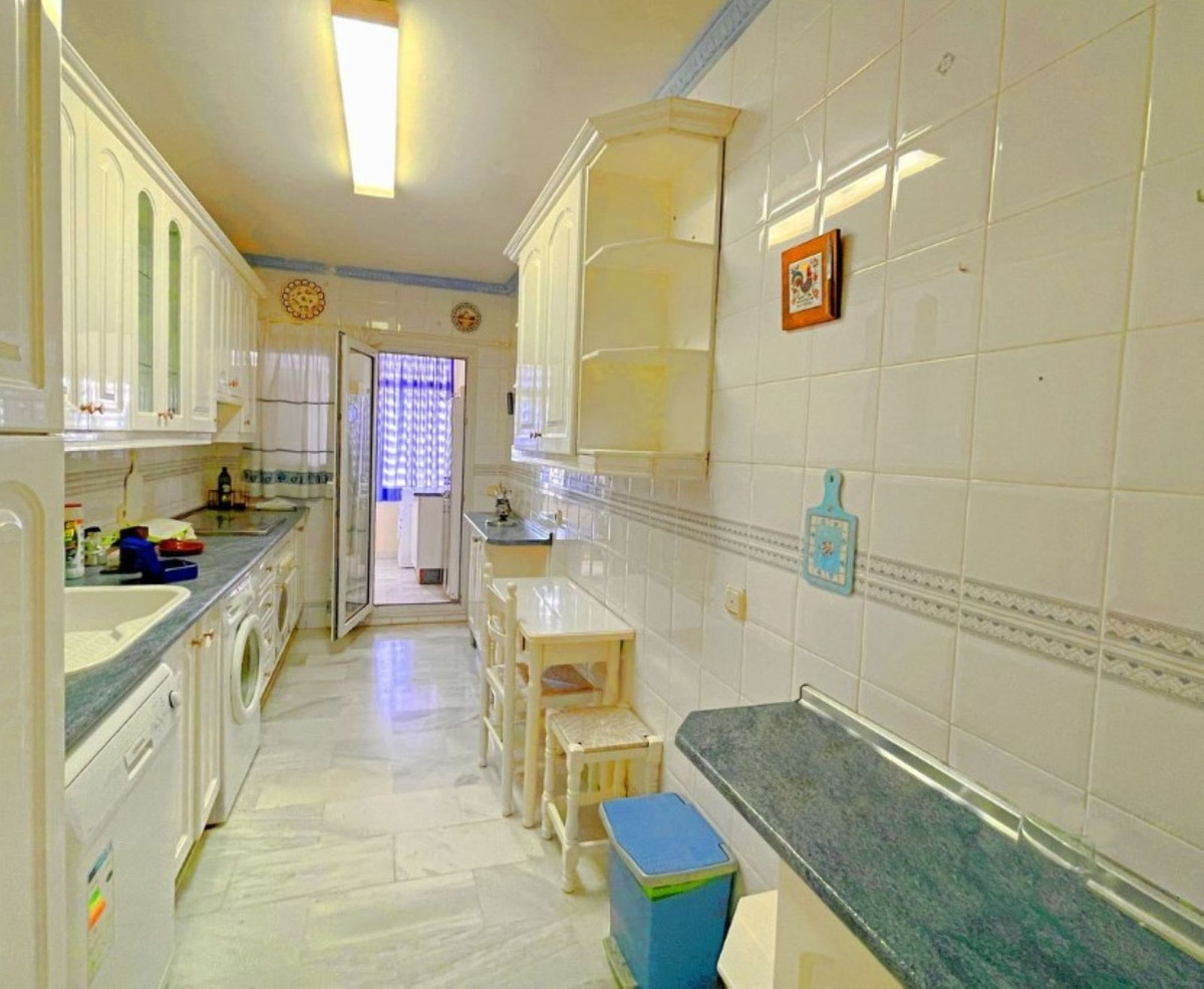 Appartement te koop in Estepona | 3 slaapkamers H5430568