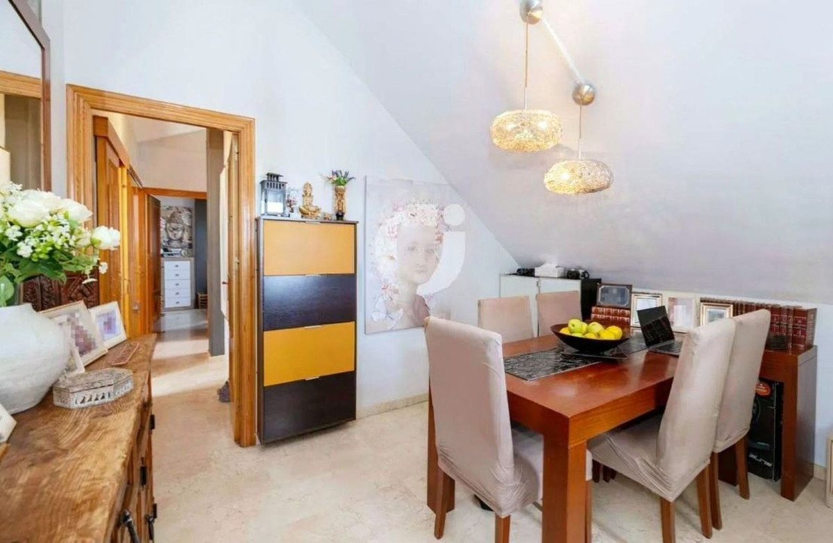 Penthouse te koop in Estepona | 3 slaapkamers H5432038