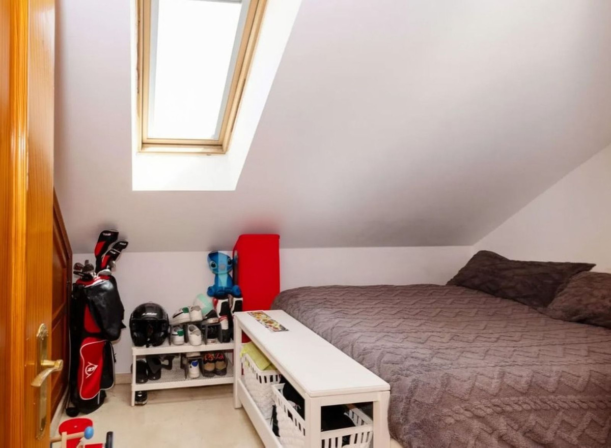 Penthouse te koop in Estepona | 3 slaapkamers H5432038