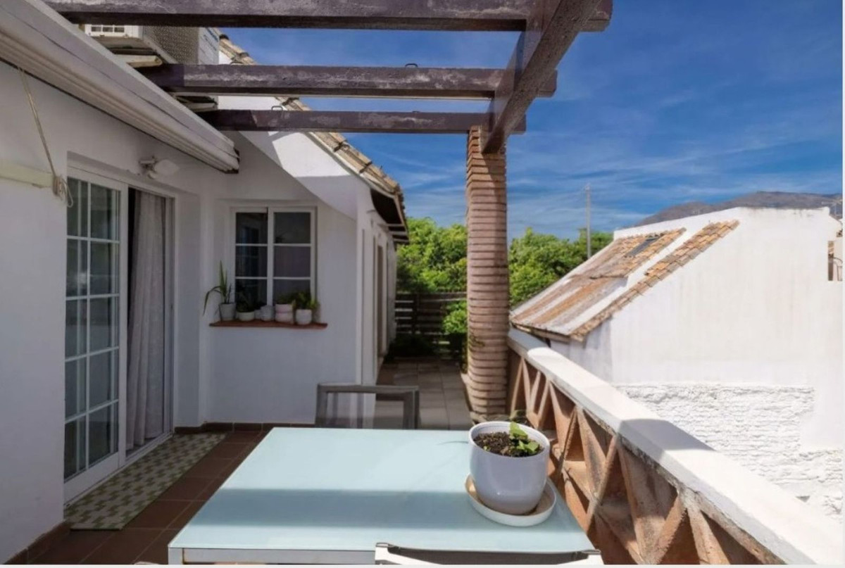 Penthouse te koop in Estepona | 3 slaapkamers H5432038