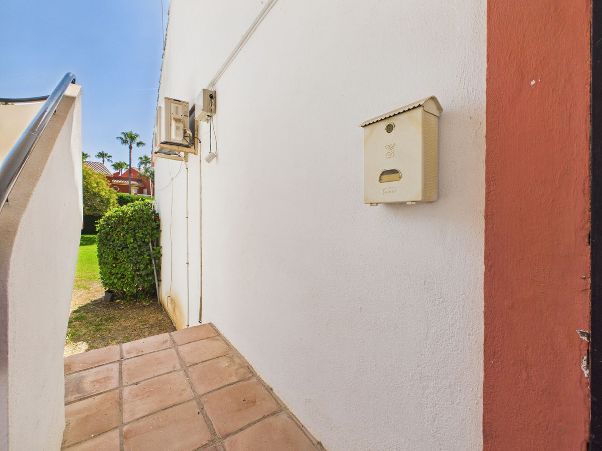 Appartement te koop in Estepona | 1 slaapkamers H5432149