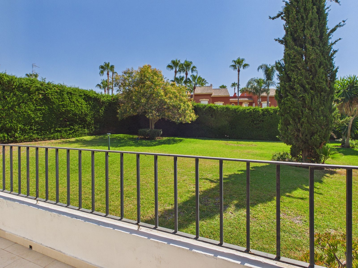 Appartement te koop in Estepona | 1 slaapkamers H5432149