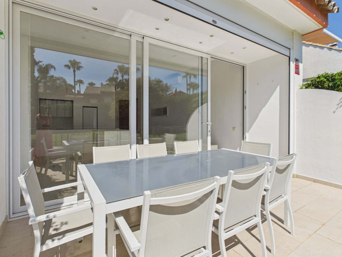 Appartement te koop in Estepona | 1 slaapkamers H5432149