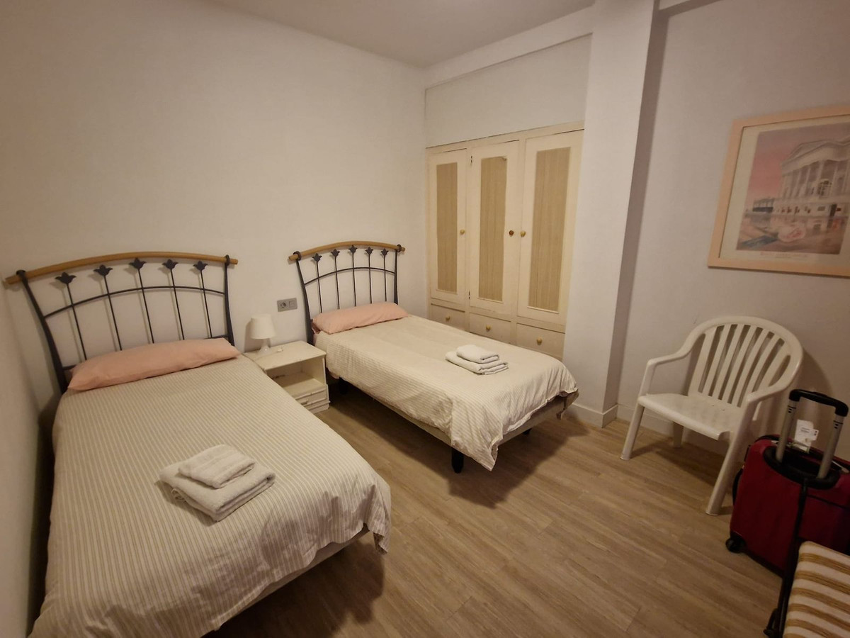 Appartement te koop in Estepona | 2 slaapkamers H5433193