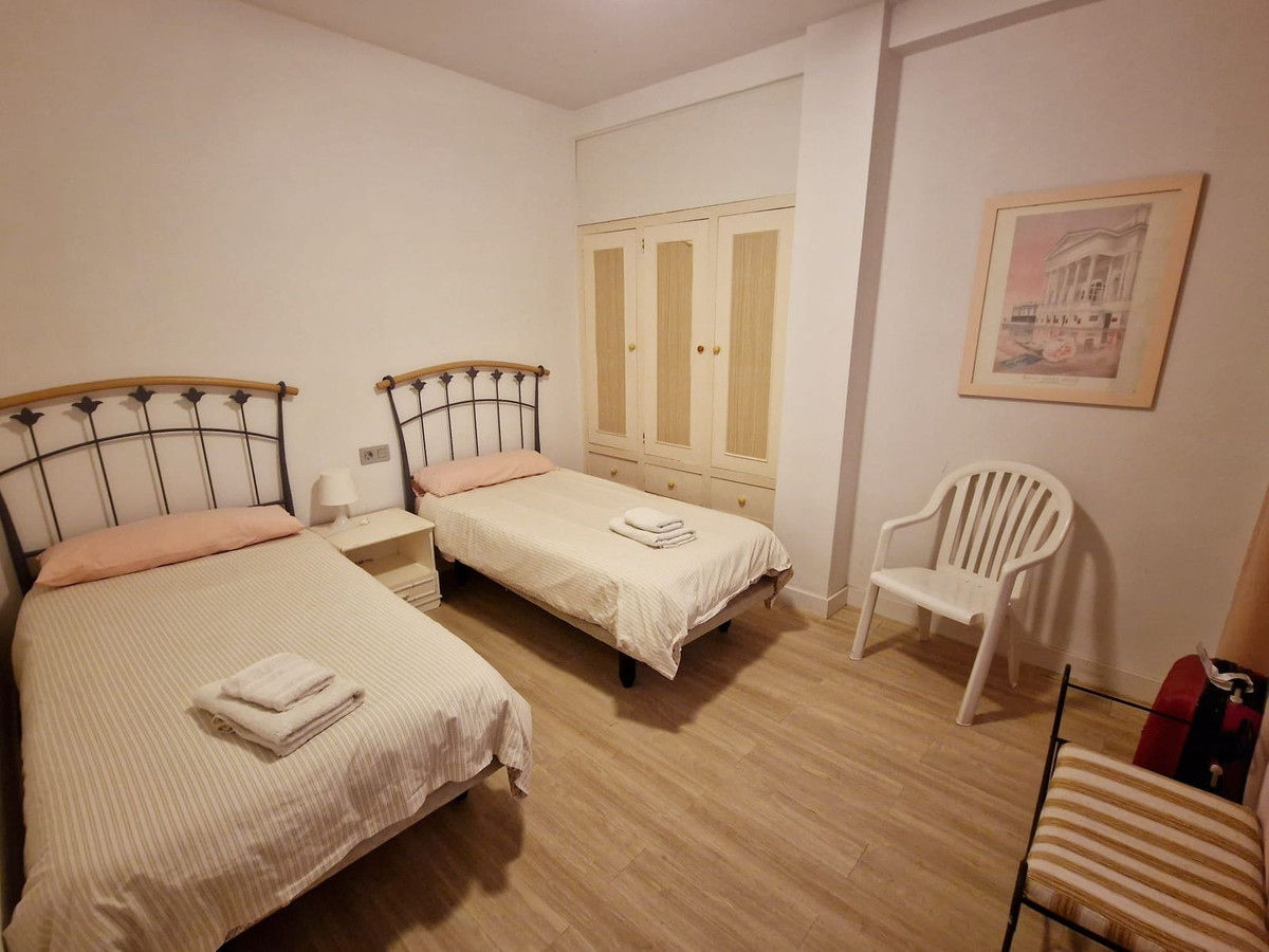 Appartement te koop in Estepona | 2 slaapkamers H5433193