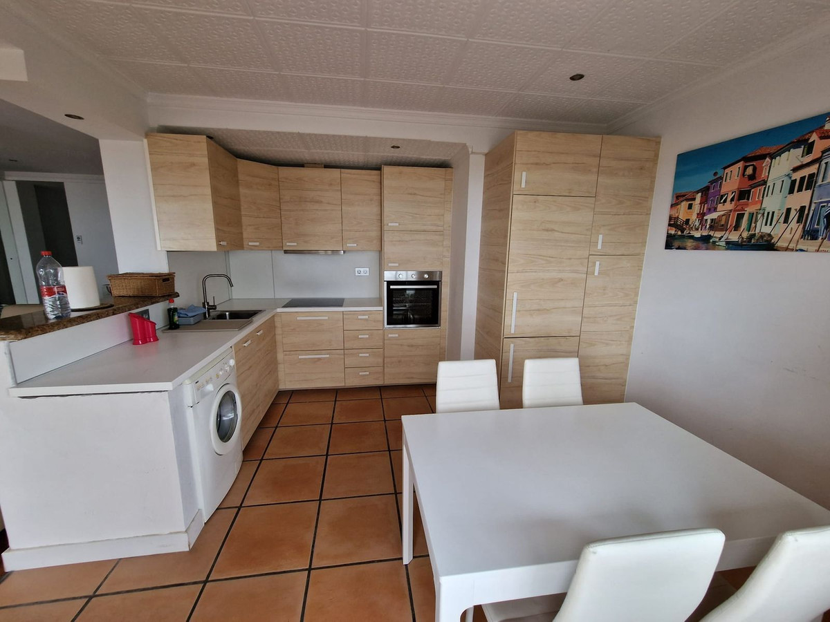Appartement te koop in Estepona | 2 slaapkamers H5433193