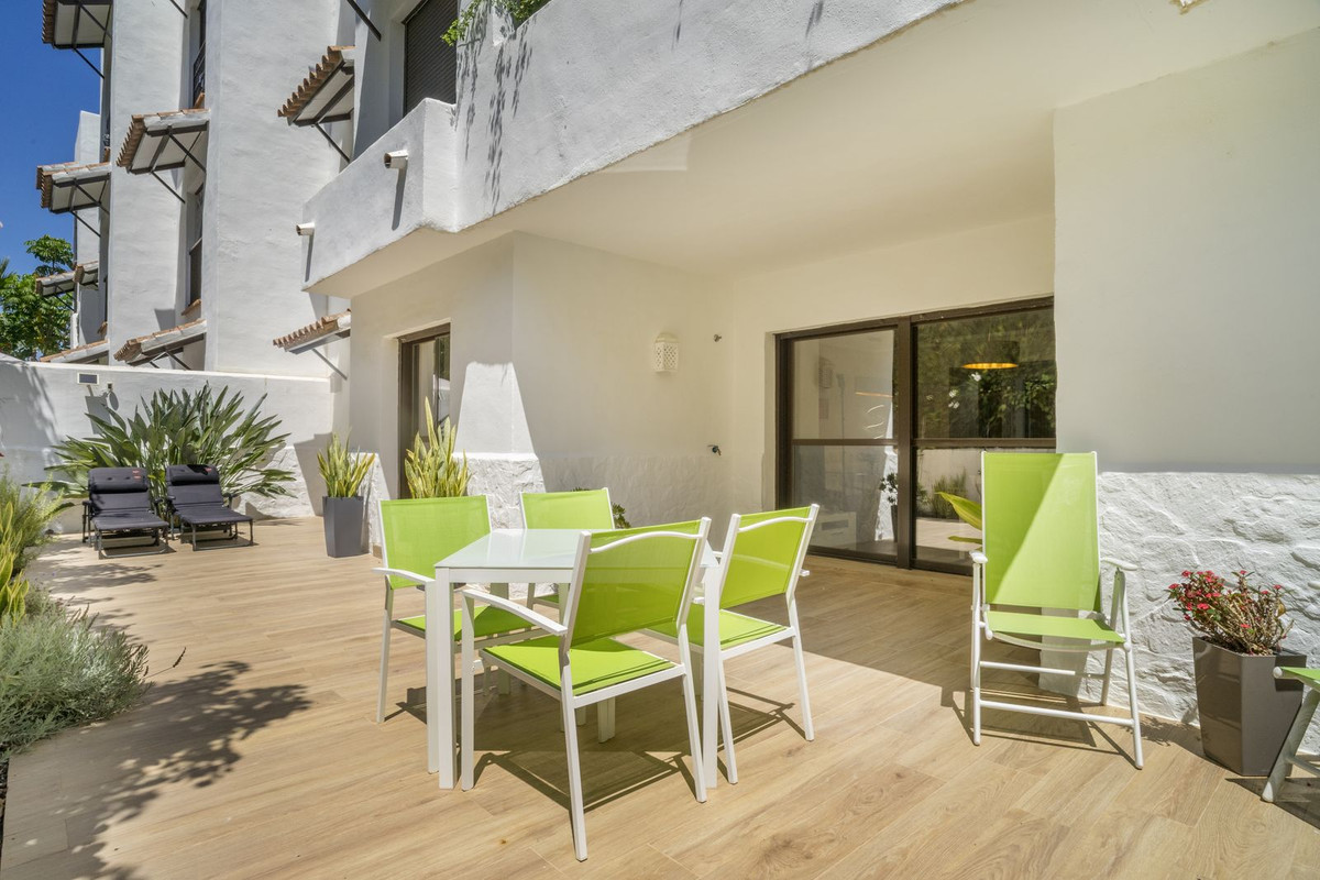Appartement te koop in Estepona | 2 slaapkamers H5433238