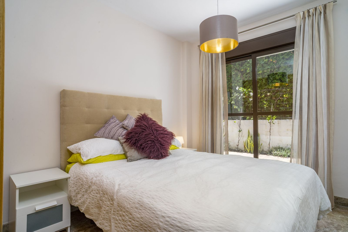 Appartement te koop in Estepona | 2 slaapkamers H5433238
