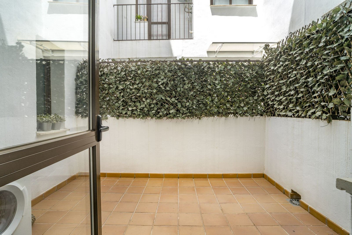 Appartement te koop in Estepona | 2 slaapkamers H5433238