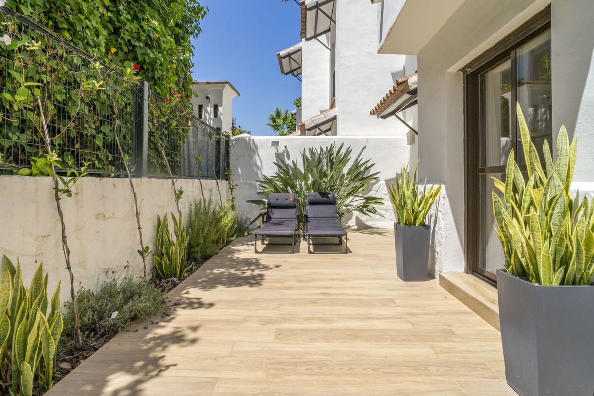 Appartement te koop in Estepona | 2 slaapkamers H5433238