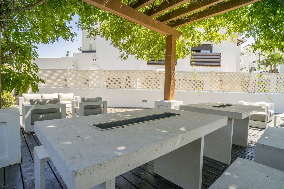 Appartement te koop in Estepona | 2 slaapkamers H5433238