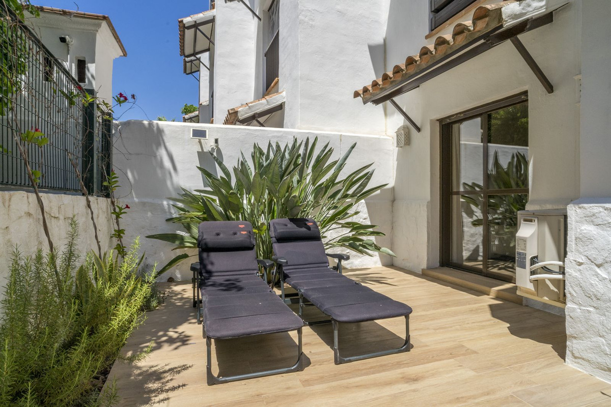 Appartement te koop in Estepona | 2 slaapkamers H5433238