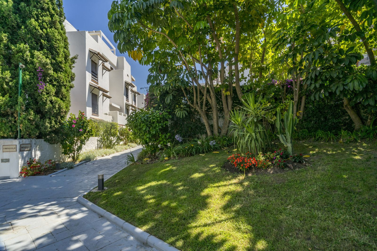 Appartement te koop in Estepona | 2 slaapkamers H5433238