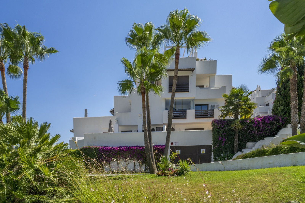 Appartement te koop in Estepona | 2 slaapkamers H5433238