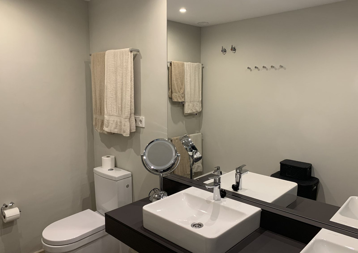 Appartement te koop in Estepona | 2 slaapkamers H5433289