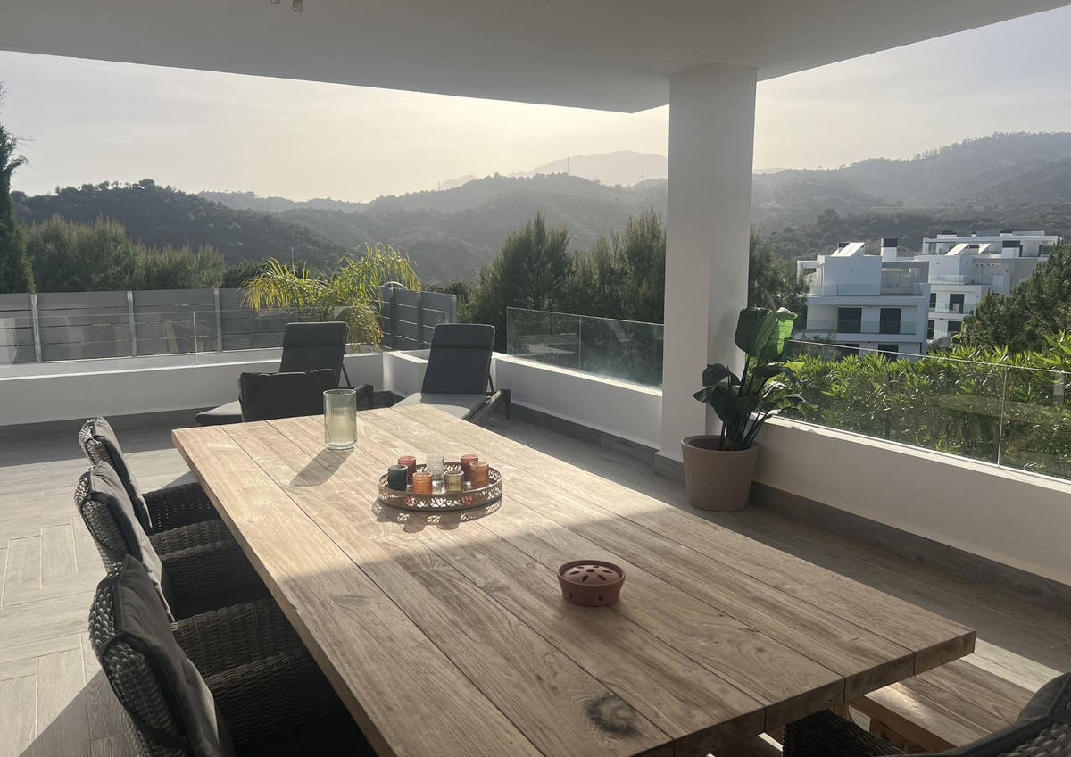 Appartement te koop in Estepona | 2 slaapkamers H5433289