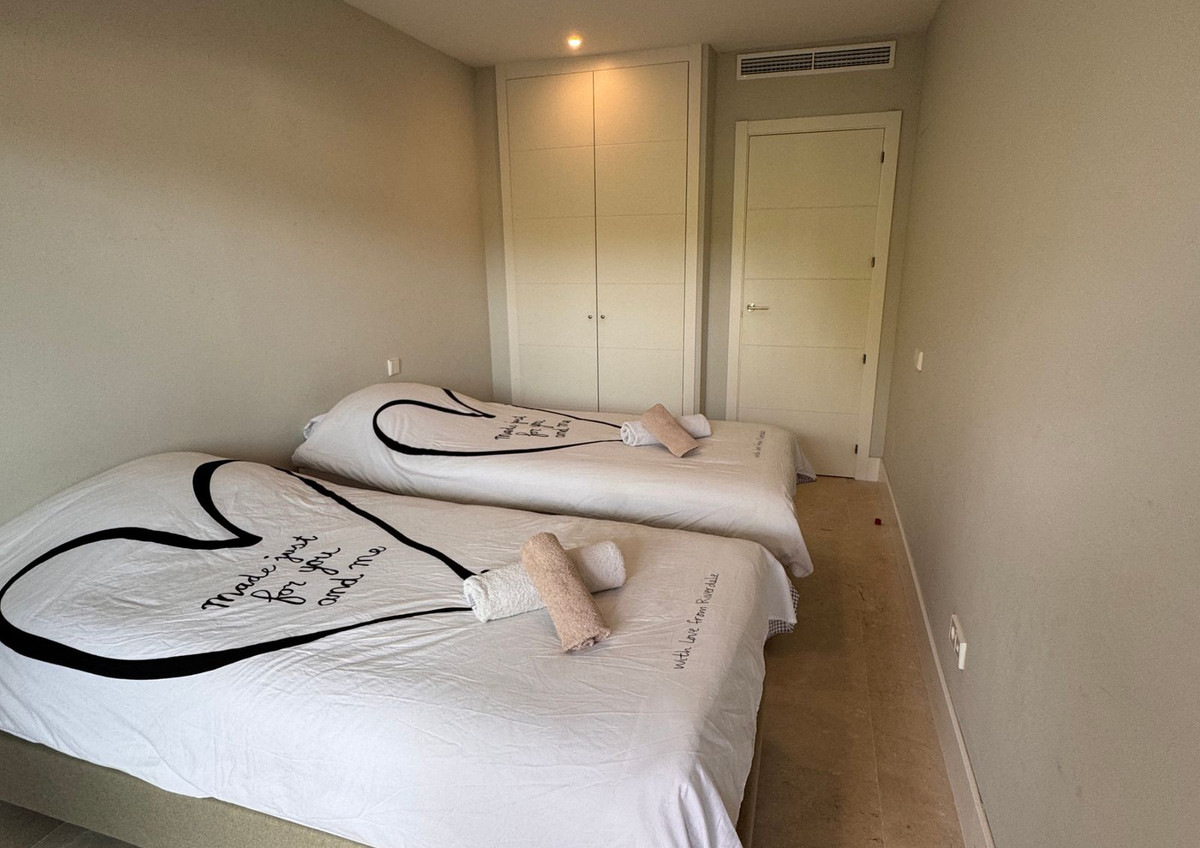 Appartement te koop in Estepona | 2 slaapkamers H5433289