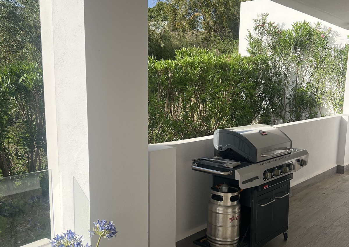 Appartement te koop in Estepona | 2 slaapkamers H5433289