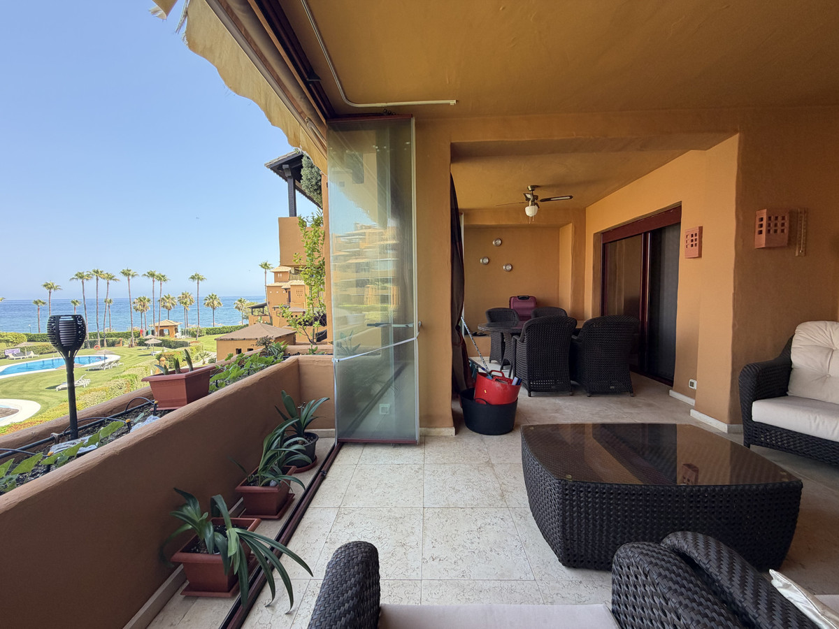 Appartement te koop in Estepona | 2 slaapkamers H5433466