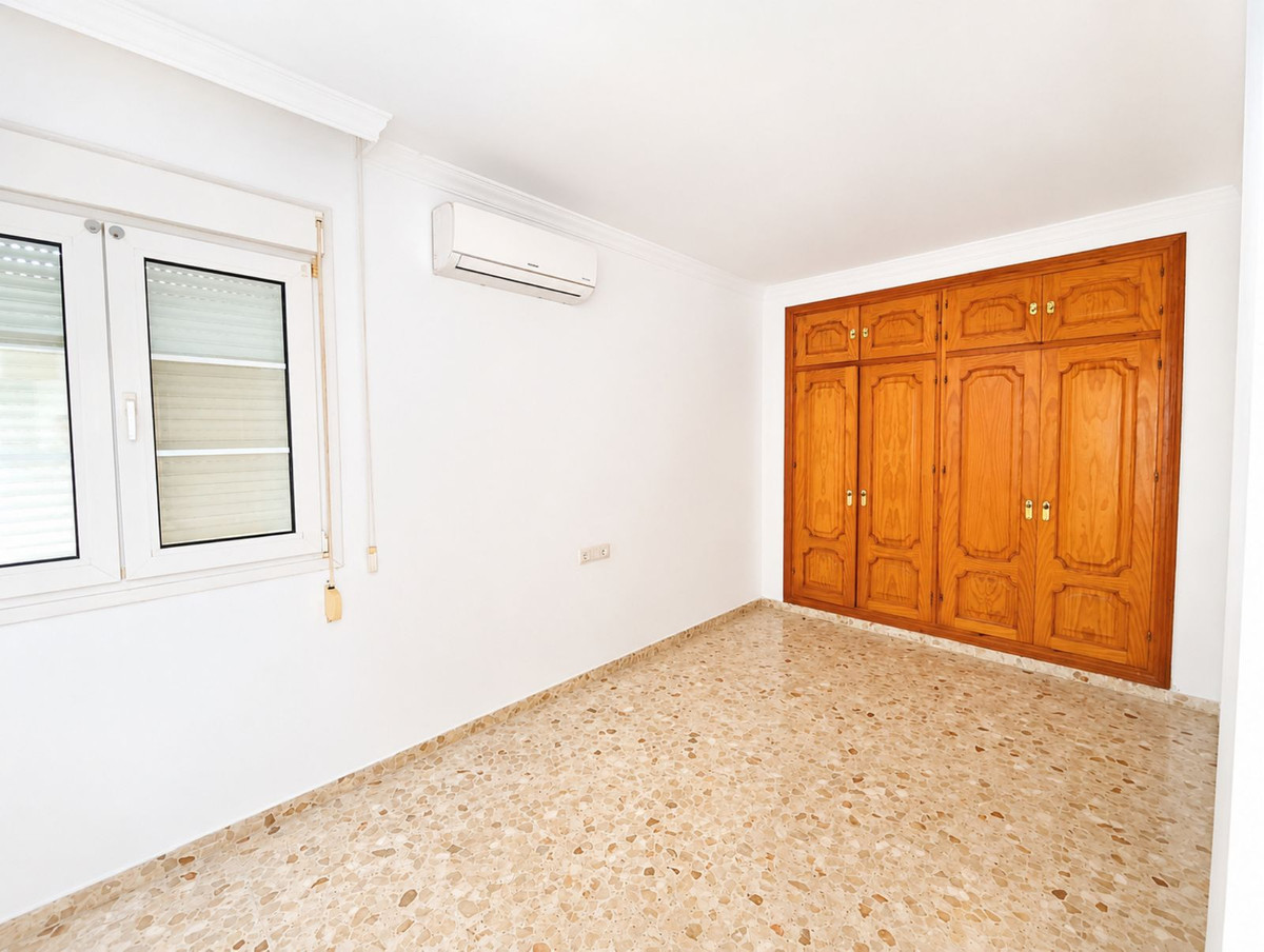 Appartement te koop in Estepona | 5 slaapkamers H5433811