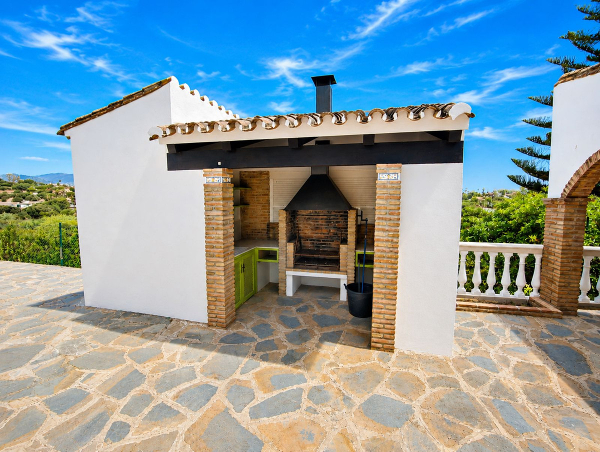 Appartement te koop in Estepona | 5 slaapkamers H5433811