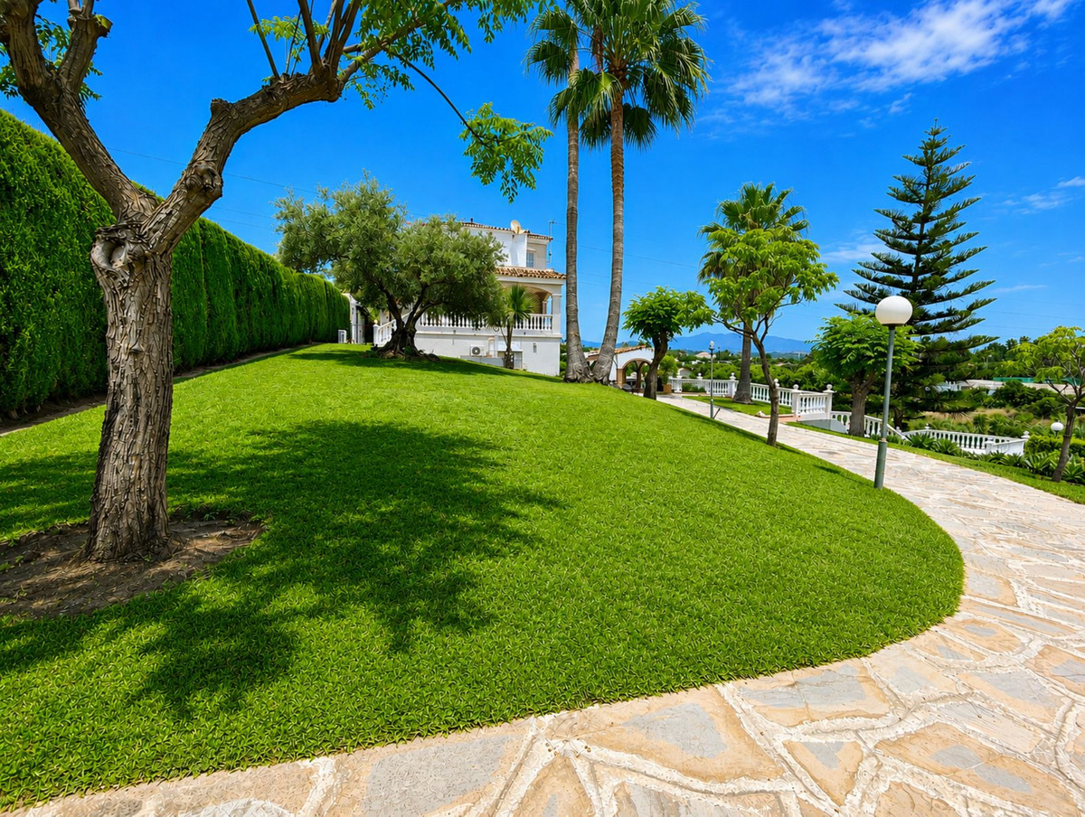 Appartement te koop in Estepona | 5 slaapkamers H5433811