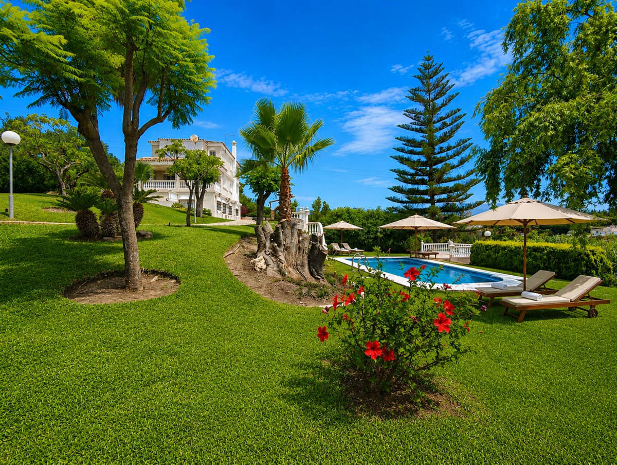 Appartement te koop in Estepona | 5 slaapkamers H5433811