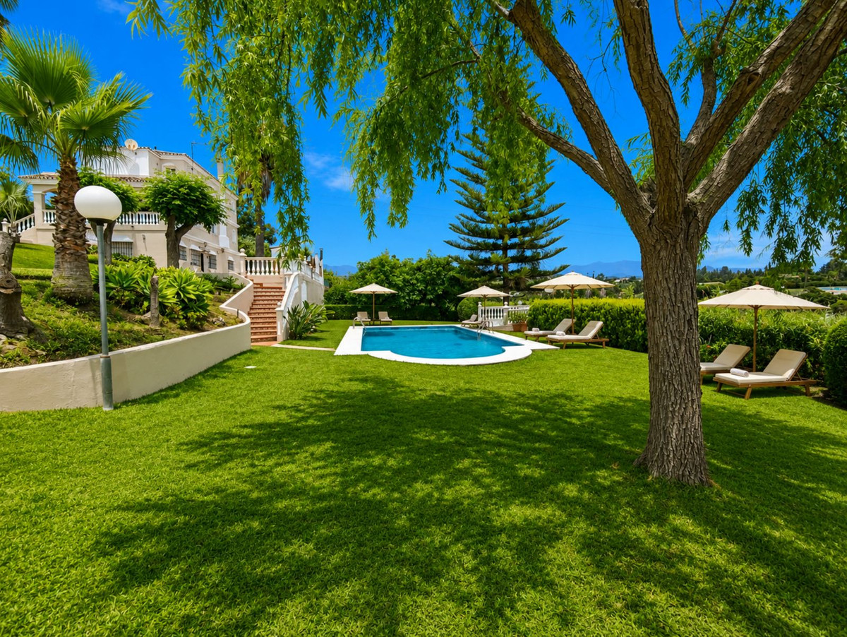 Appartement te koop in Estepona | 5 slaapkamers H5433811