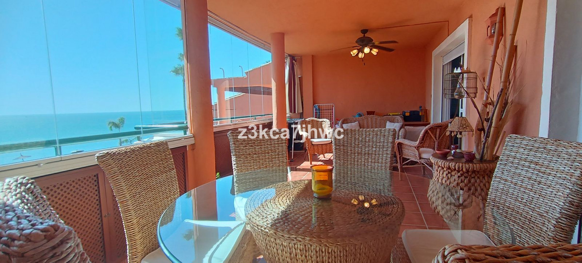 Appartement te koop in Estepona | 3 slaapkamers H5434012
