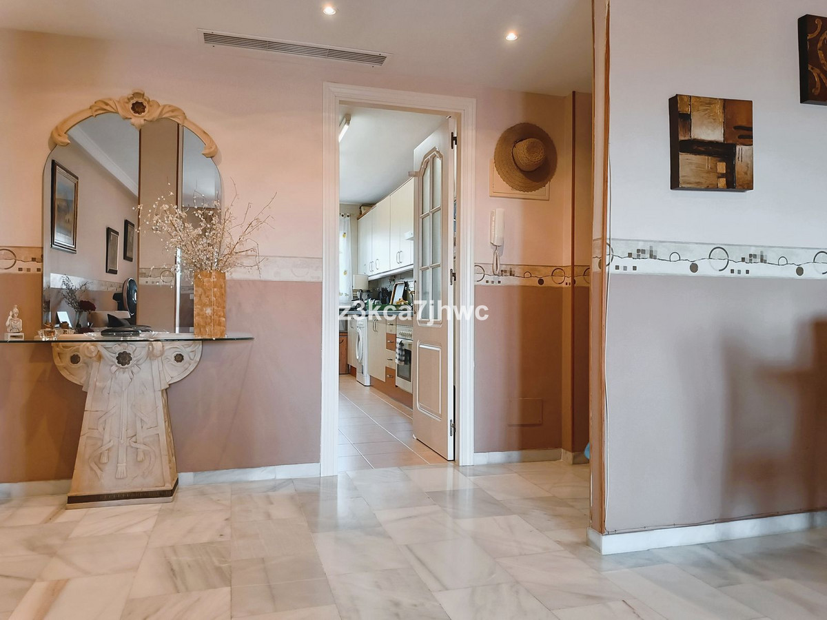 Appartement te koop in Estepona | 3 slaapkamers H5434012