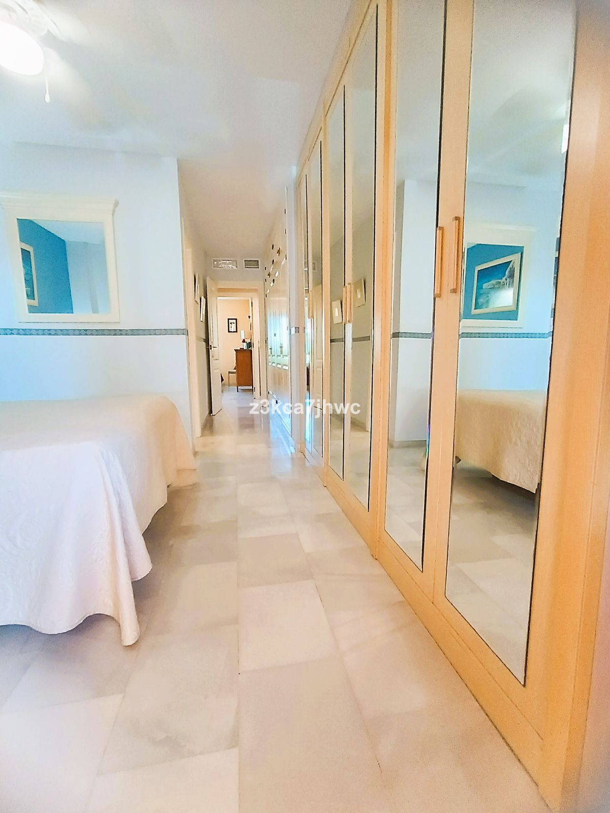 Appartement te koop in Estepona | 3 slaapkamers H5434012