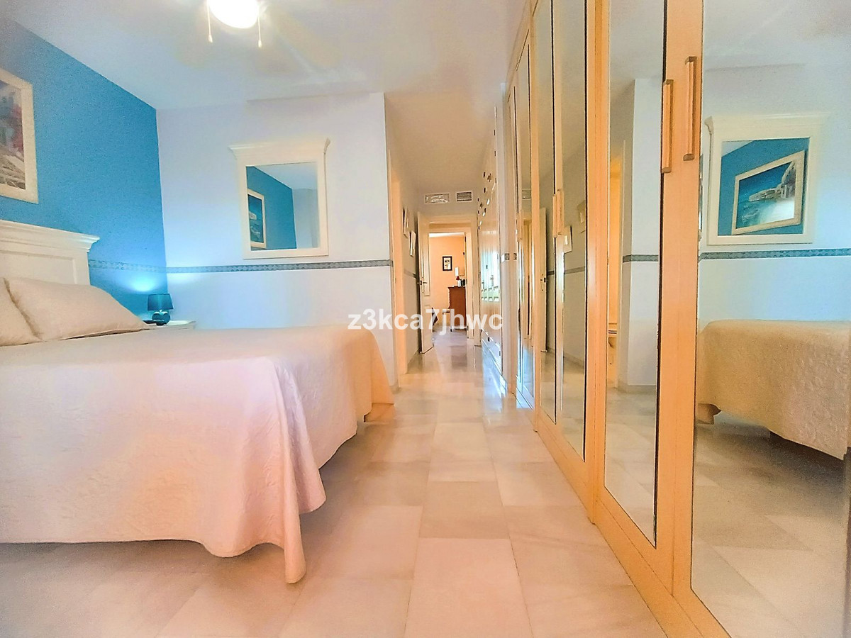 Appartement te koop in Estepona | 3 slaapkamers H5434012