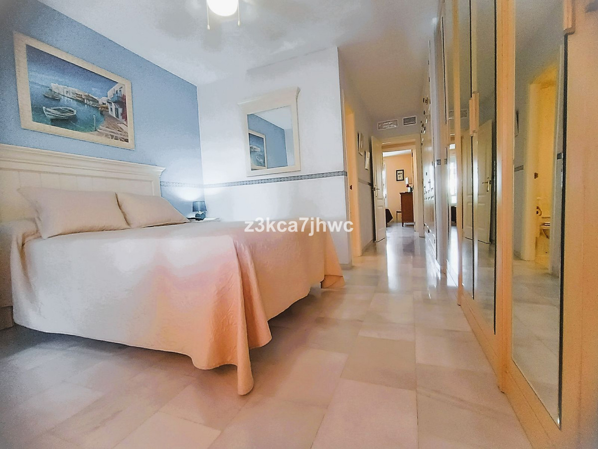 Appartement te koop in Estepona | 3 slaapkamers H5434012