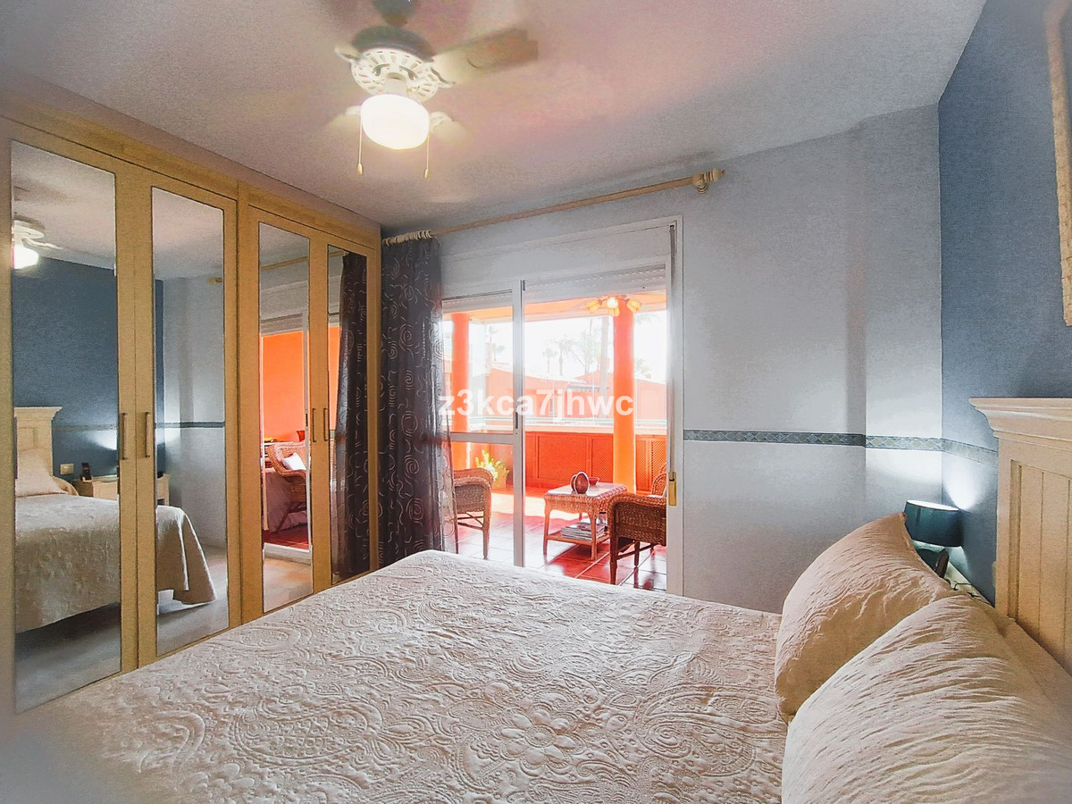 Appartement te koop in Estepona | 3 slaapkamers H5434012