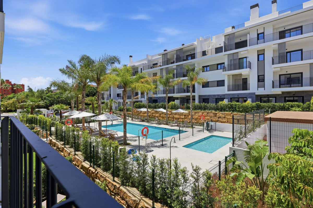 Appartement te koop in Estepona | 3 slaapkamers H5434882