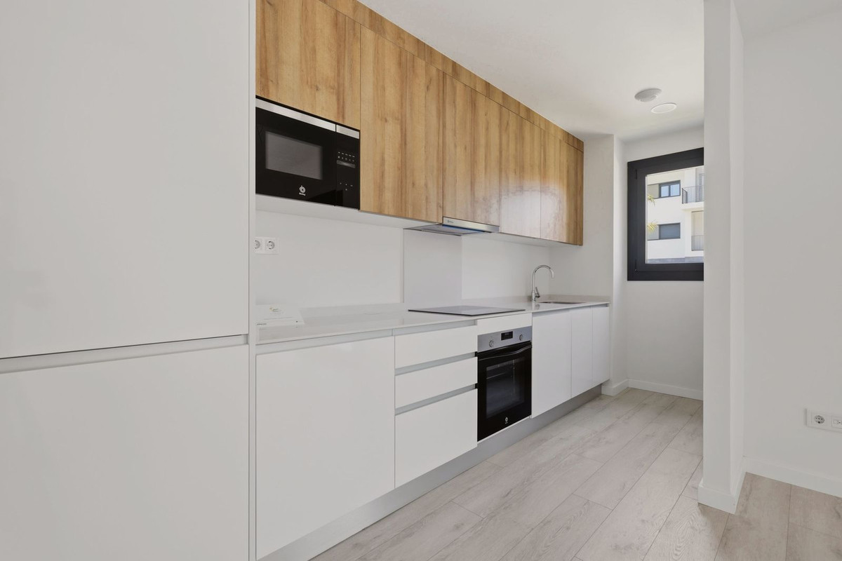 Appartement te koop in Estepona | 3 slaapkamers H5434882