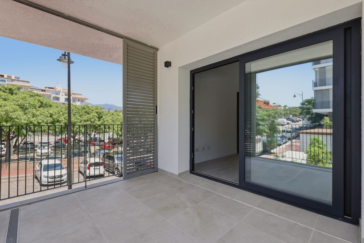 Appartement te koop in Estepona | 3 slaapkamers H5434882