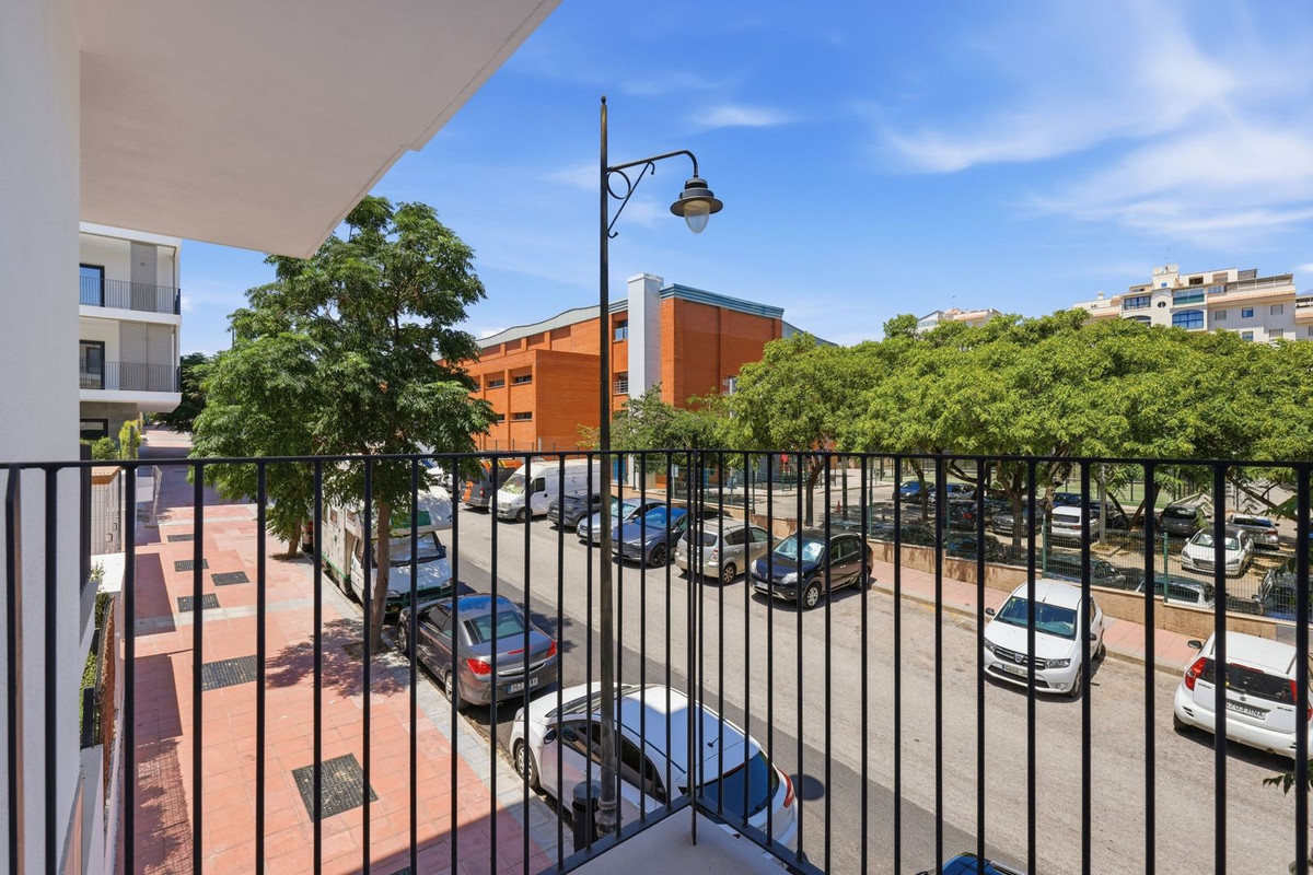Appartement te koop in Estepona | 3 slaapkamers H5434882