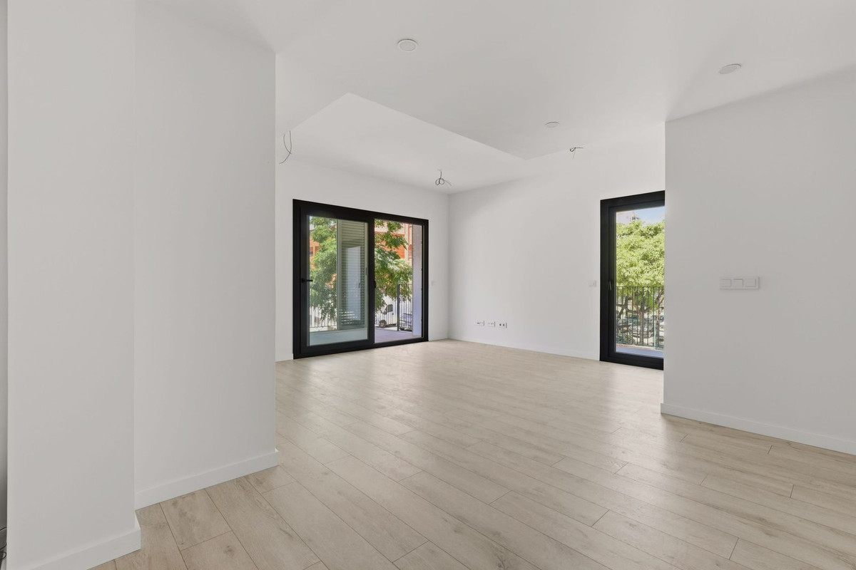 Appartement te koop in Estepona | 3 slaapkamers H5434882