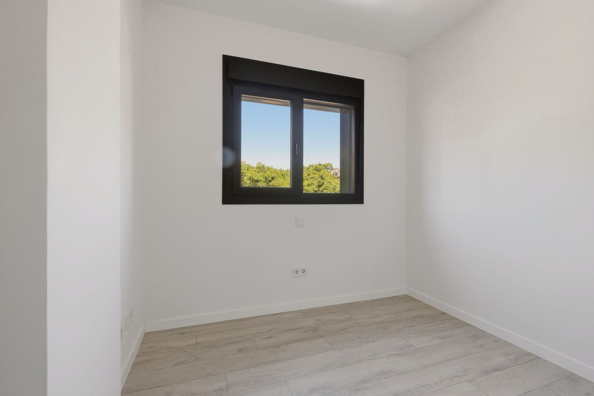Appartement te koop in Estepona | 3 slaapkamers H5434882