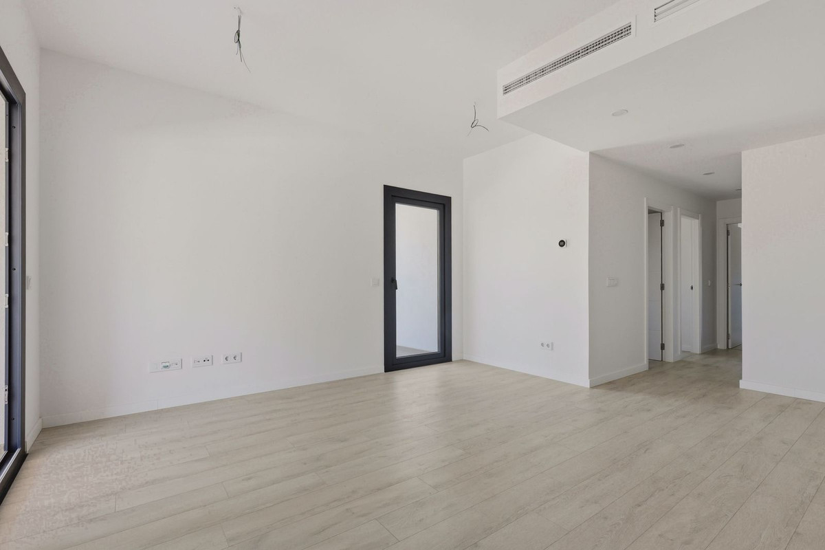 Appartement te koop in Estepona | 3 slaapkamers H5434882