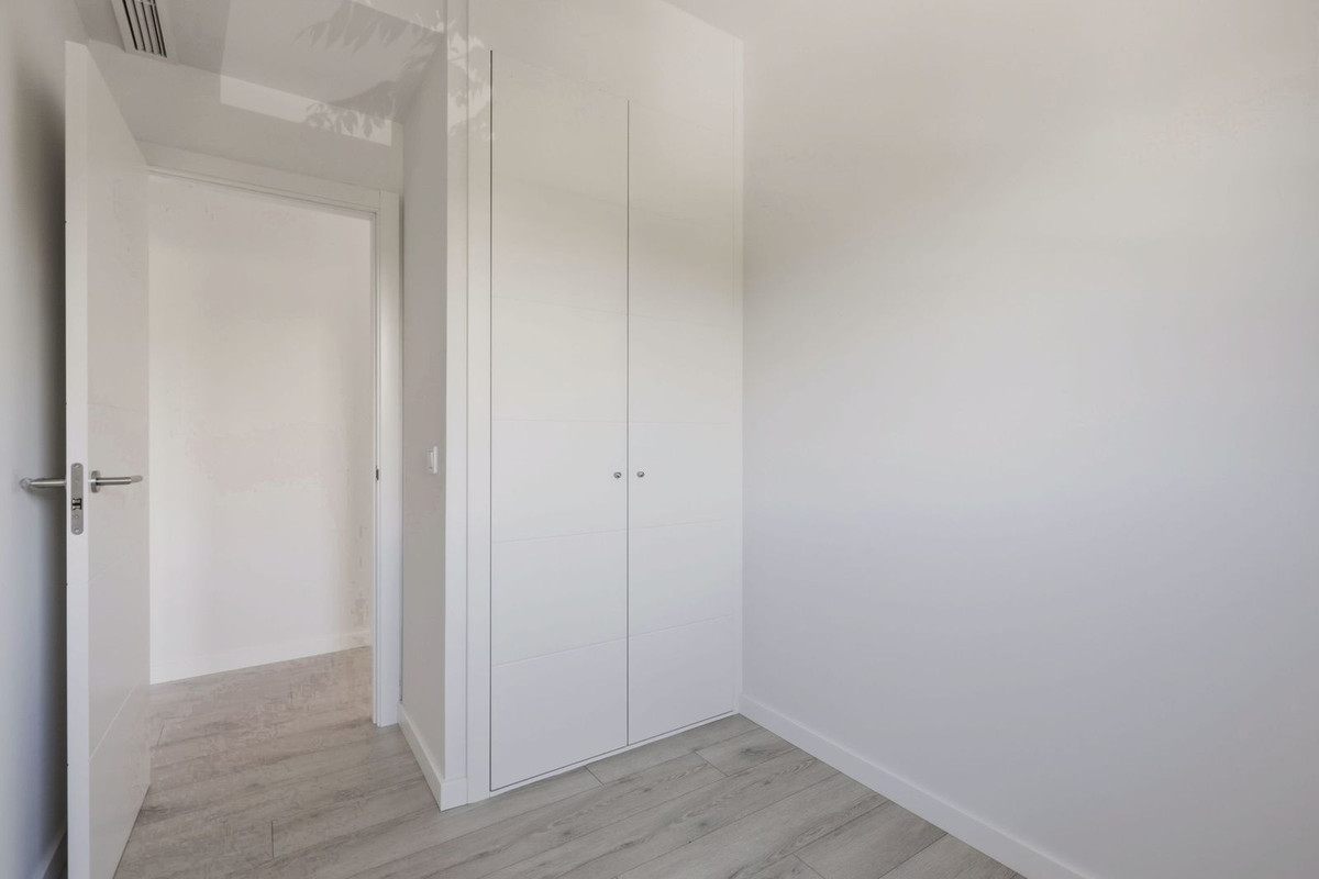 Appartement te koop in Estepona | 3 slaapkamers H5434882