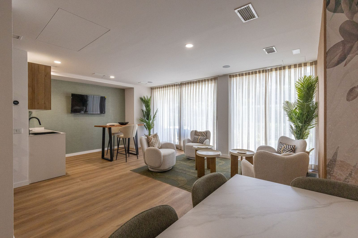 Appartement te koop in Estepona | 3 slaapkamers H5434882