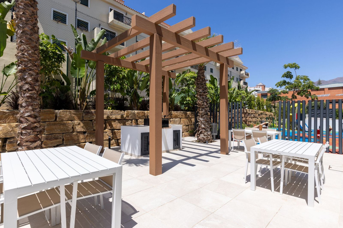 Appartement te koop in Estepona | 3 slaapkamers H5434882