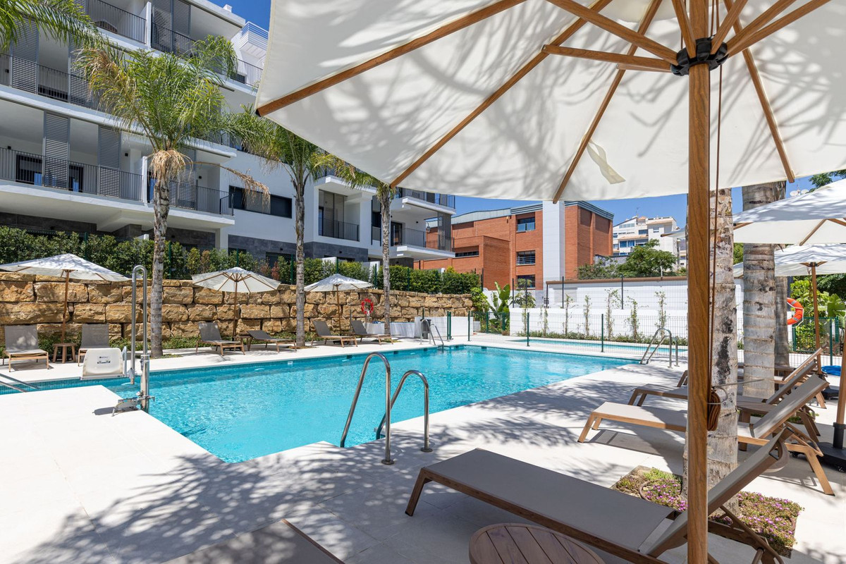 Appartement te koop in Estepona | 3 slaapkamers H5434882