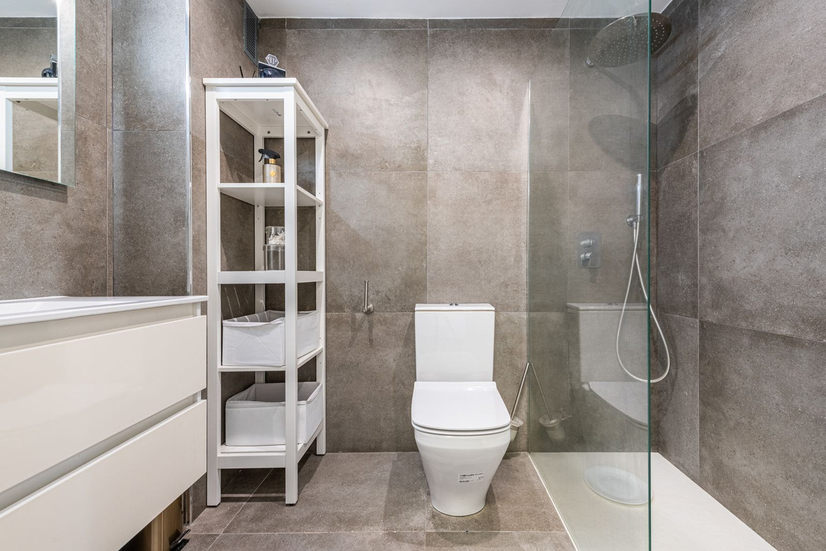 Penthouse te koop in Estepona | 2 slaapkamers H5434972