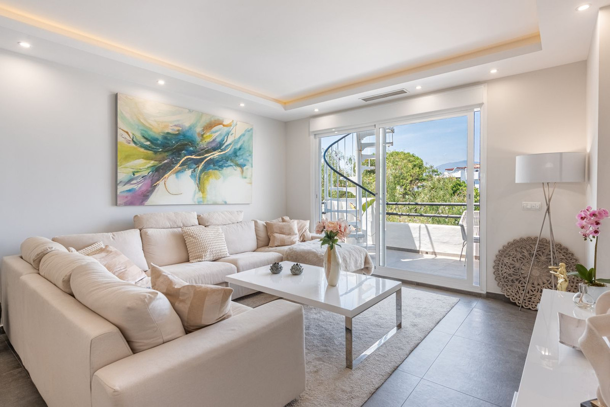 Penthouse te koop in Estepona | 2 slaapkamers H5434972