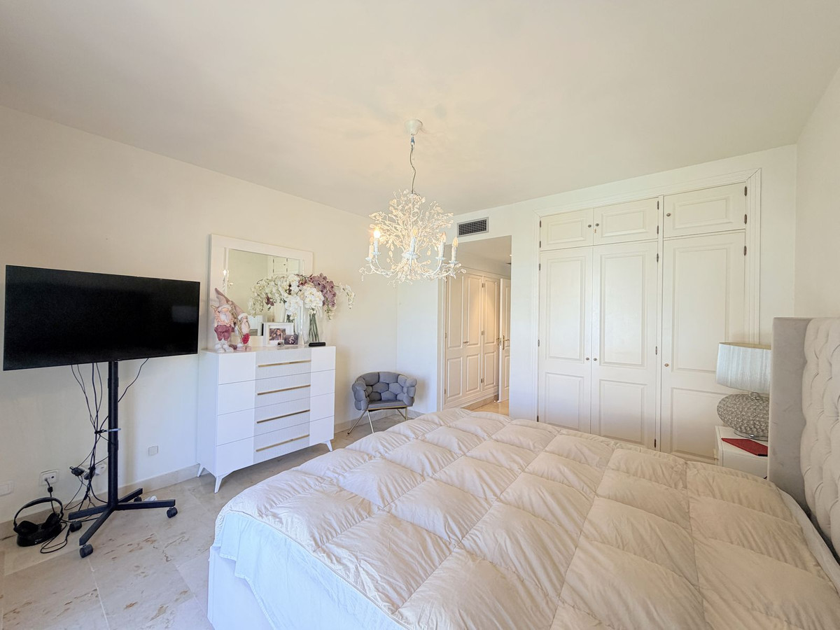 Appartement te koop in Estepona | 3 slaapkamers H5435722