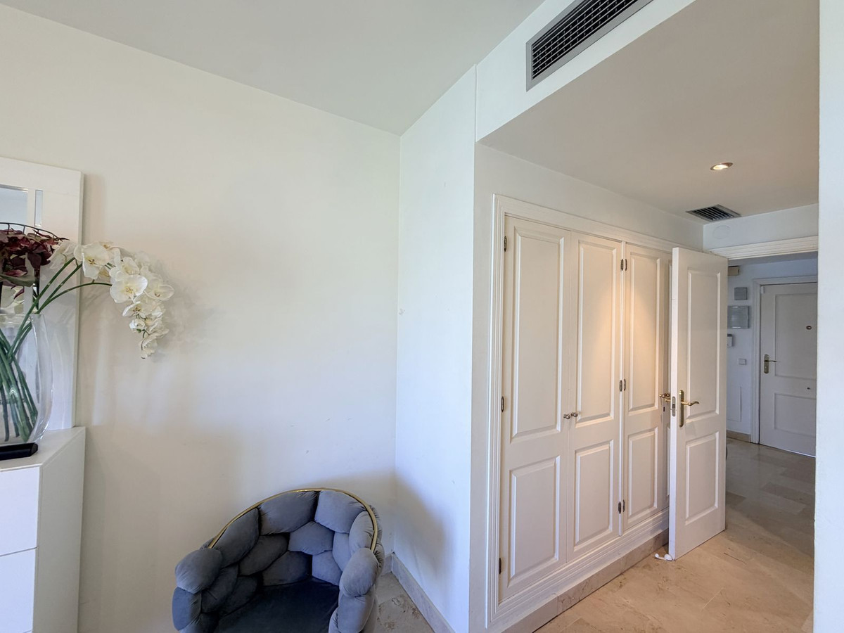 Appartement te koop in Estepona | 3 slaapkamers H5435722