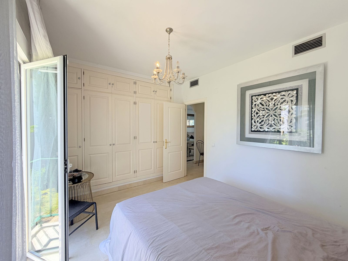 Appartement te koop in Estepona | 3 slaapkamers H5435722